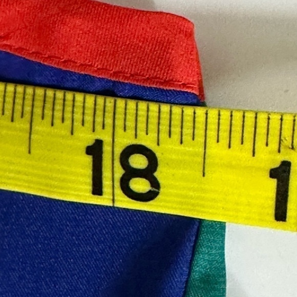 Jack sz sm sleeveless top in a silky look multi colored  Back is a wrap style - Picture 4 of 14